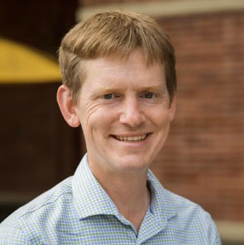 Headshot of D. Knapp