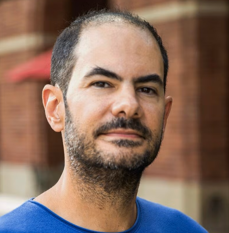 Headshot of F. Perez-Arce